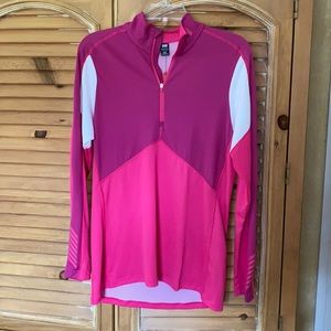 NWT Helly Hansen WMNs 1/4 zip fuchsia magenta
